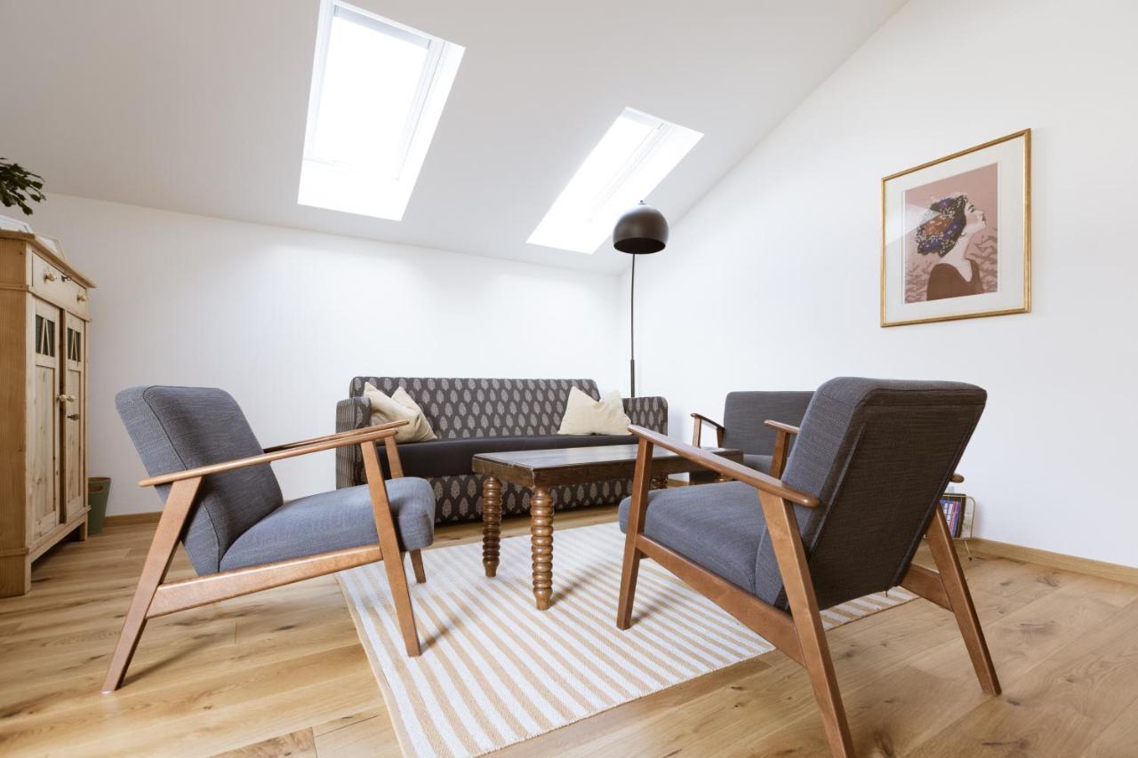 Schoene Wohnung Am Stadtrand Von Meran Valentinhof Exterior foto